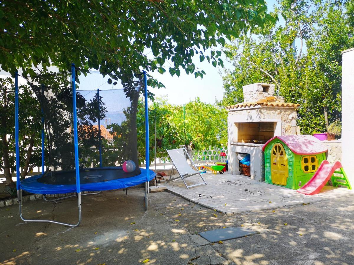 Apartment Magdic Brzac エクステリア 写真