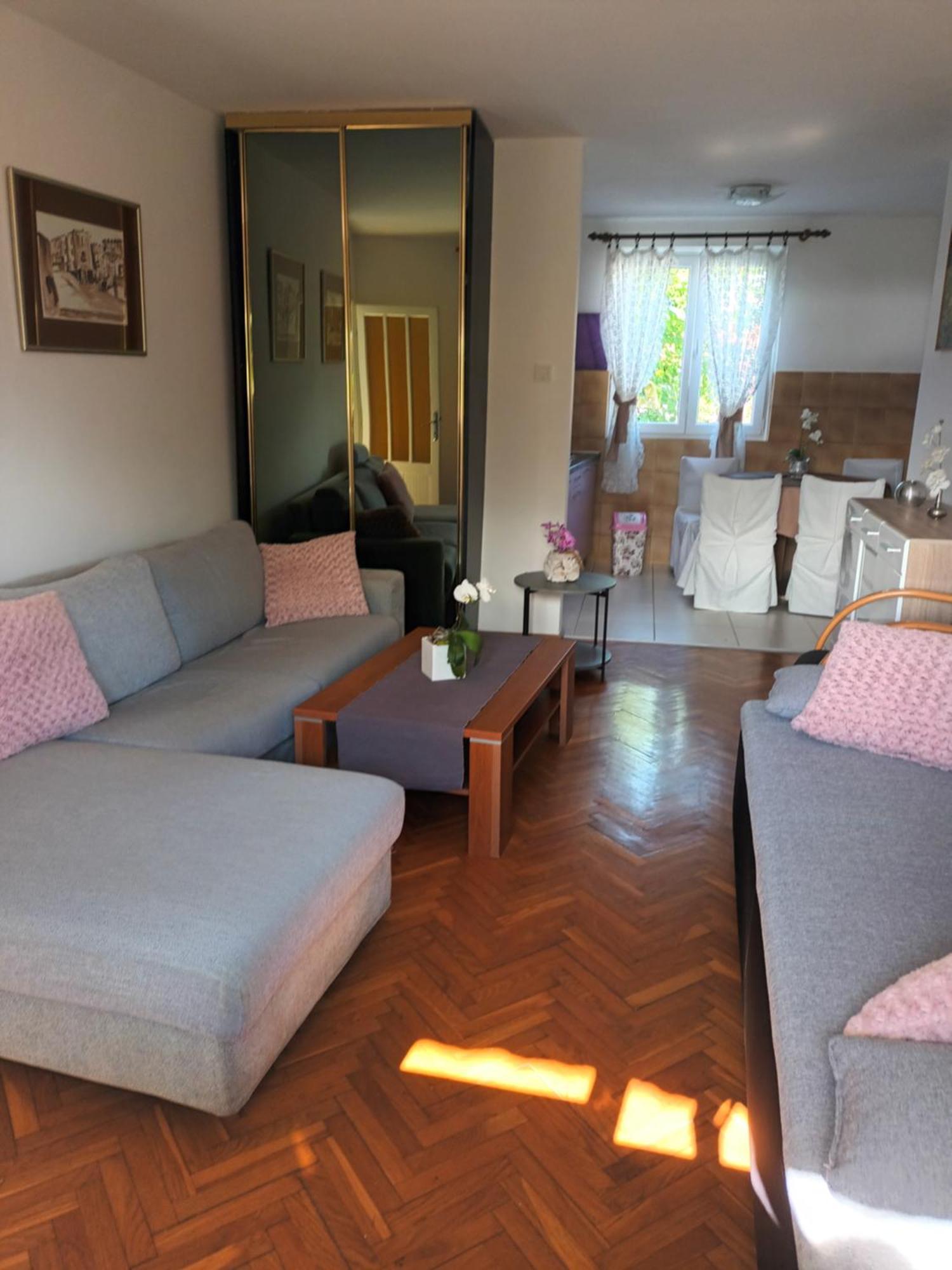Apartment Magdic Brzac エクステリア 写真