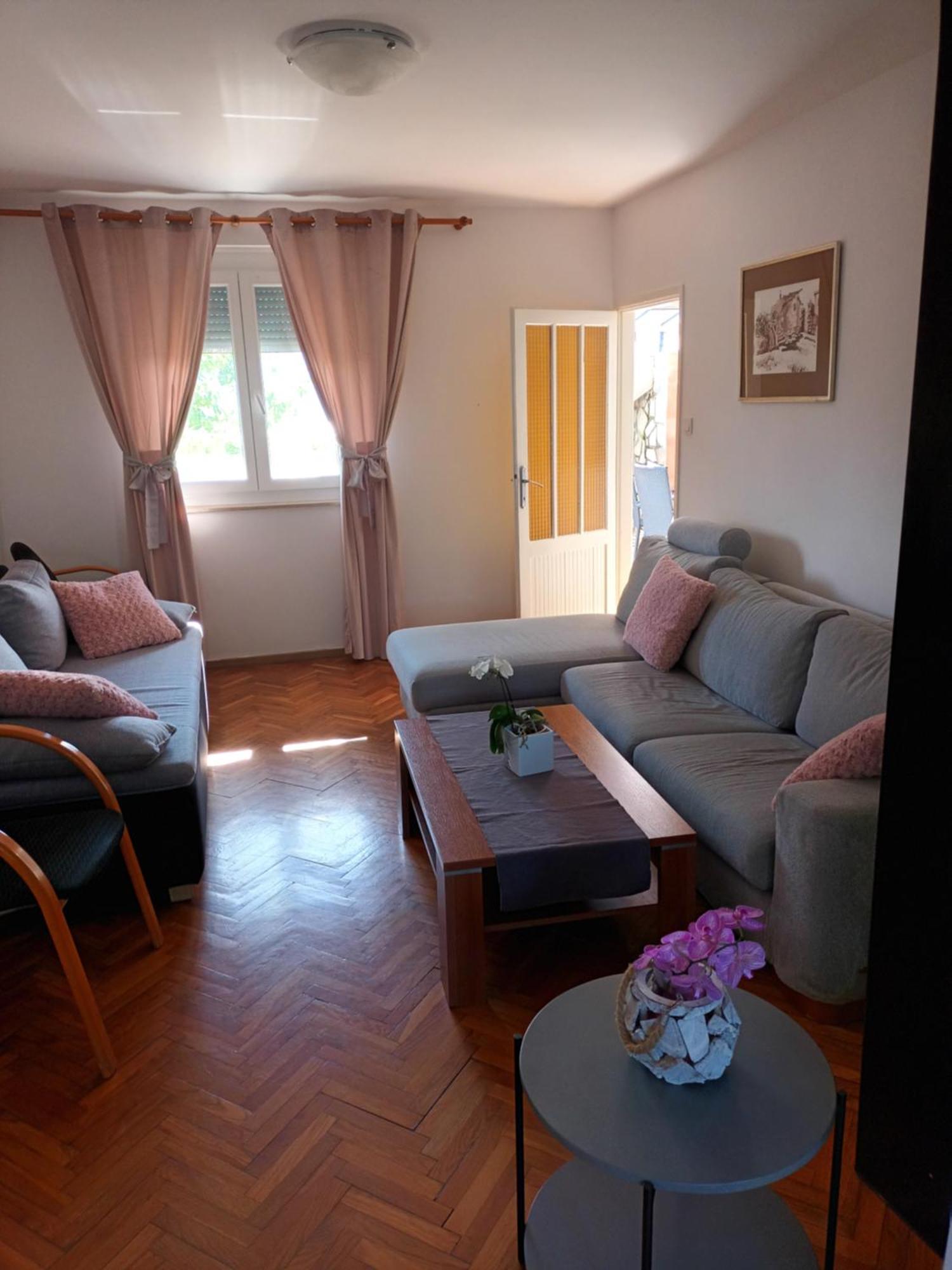Apartment Magdic Brzac エクステリア 写真